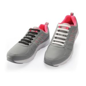 Silikoniniai-batu-raisteliai-populiarūs-juoda-balta-sportiniai